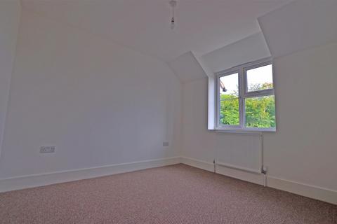 3 bedroom terraced house to rent, Courtney Mews, Hailsham