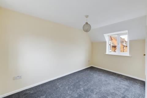 2 bedroom house to rent, Watermans Court, Quedgeley, Gloucester, GL2