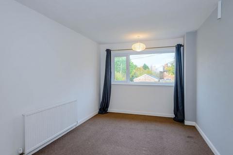 3 bedroom townhouse to rent, Dolphin Court, Chester, CH4