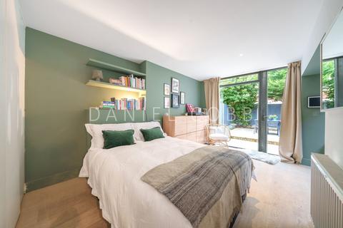 3 bedroom flat for sale, Brook Drive, London, SE11