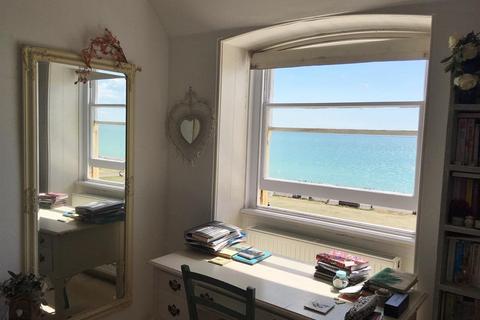 2 bedroom flat for sale, Brunswick Terrace, Hove