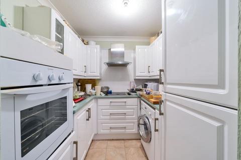 2 bedroom apartment for sale, Aigburth Avenue, Rose Green, PO21