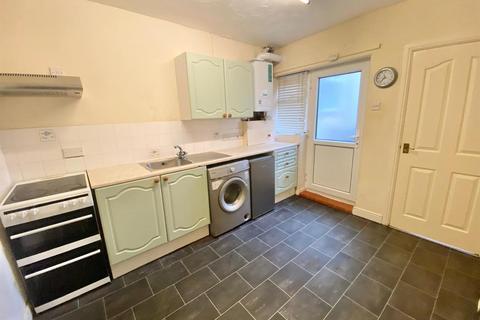 2 bedroom terraced house for sale, John Street, Macclesfield