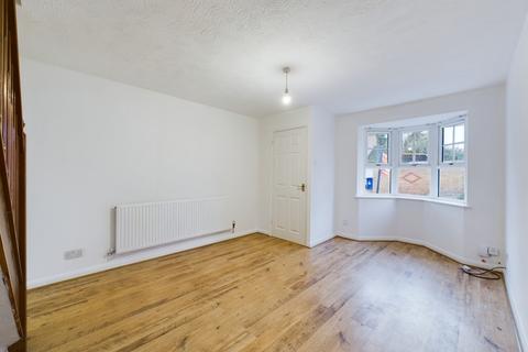 5 Cooper Close, Towcester, NN12 7AN