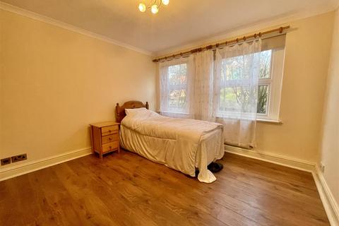 2 bedroom flat for sale, Northdown Road, Newhaven