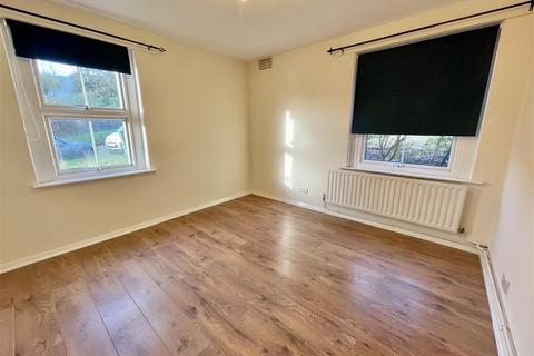 2 bedroom flat for sale, Northdown Road, Newhaven