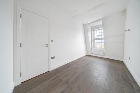 3 bedroom apartment to rent, Colney Hatch Lane London N10