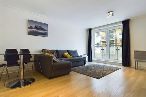 3 bedroom apartment to rent, Sharpthorne Court, Fleet Street, Brighton, BN1