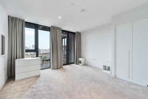 2 bedroom apartment for sale, Cutter House, Royal Wharf, E16