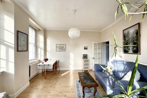 1 bedroom flat for sale, Nicolson Street, Edinburgh EH8