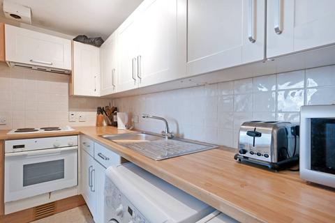 2 bedroom flat to rent, Denbigh Street, Pimlico, London, SW1V