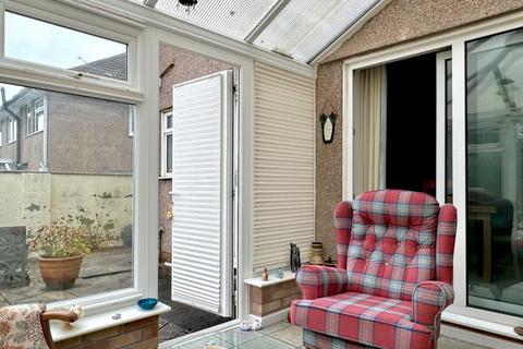 3 bedroom end of terrace house for sale, Dryden Road, Penarth