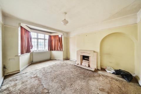 27 Beverley Way, London, SW20 0AW