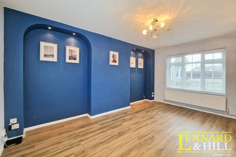 27 Feenan Highway, Tilbury, RM18 8ER