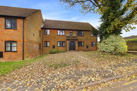 2 bedroom flat for sale, Sycamore House, Princes Risborough HP27