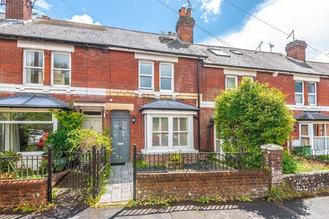 3 bedroom terraced house to rent, Highcliffe Road, Winchester, SO23