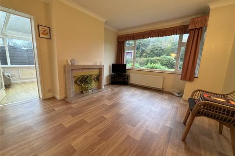 3 bedroom bungalow for sale, Whitehall Road West, Cleckheaton, West Yorkshire, BD19