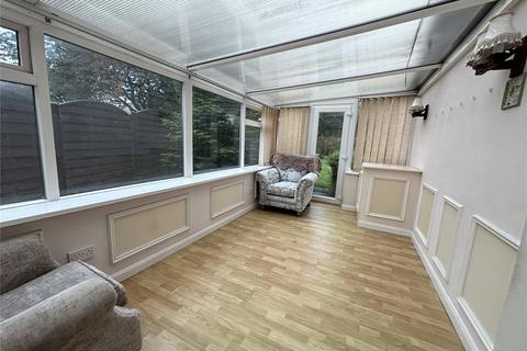 3 bedroom bungalow for sale, Whitehall Road West, Cleckheaton, West Yorkshire, BD19