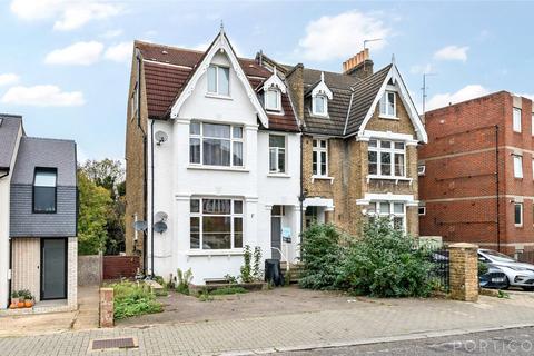 2 bedroom apartment for sale, Knollys Road, London