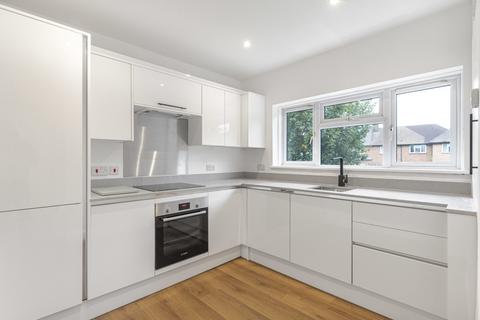 2 bedroom apartment to rent, Burnham Road, Sidcup, Kent