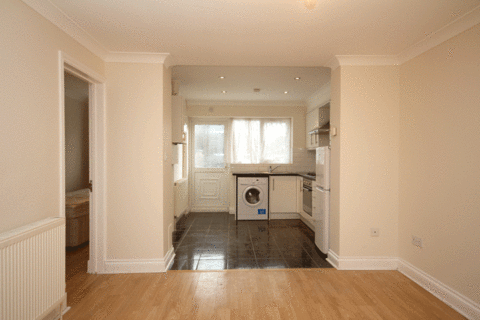 2 bedroom maisonette to rent, Warden Avenue, Rayners Lane, Harrow HA2