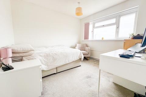 27 Linnet Close, Patchway, Bristol, BS34 5RN