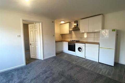 1 bedroom flat to rent, Swan Way, Fleet GU51