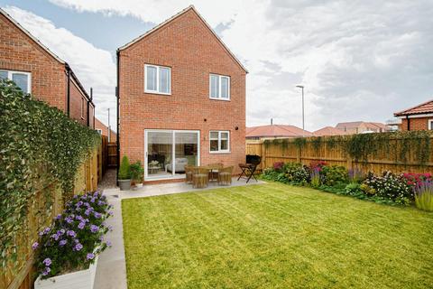 3 bedroom detached house for sale, Redcap Drive, Bridlington