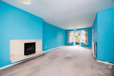 3 bedroom semi-detached house for sale, Maxwell Close, Reading RG5