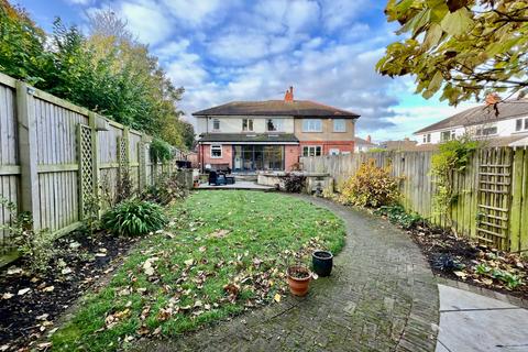 4 bedroom semi-detached house for sale, Wetherby, Barleyfields Road, LS22