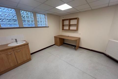 Office to rent, Treatment Room/Office - The Therapy Suite, High Street, Desborough, Kettering