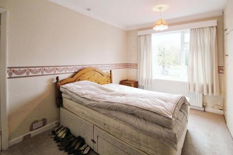 3 bedroom semi-detached house for sale, Southfield Road, Bradford BD5