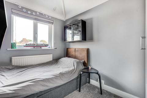 367 Kingston Road, Epsom, KT19 0BS