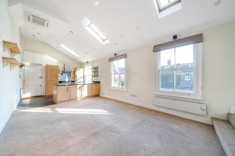 2 bedroom flat for sale, Haverhill Road, Balham