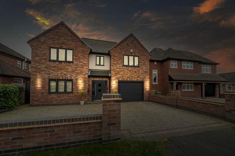 4 bedroom detached house for sale, Dartmouth Avenue, Cannock WS11