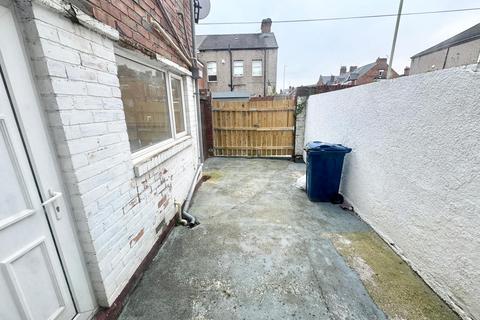 3 bedroom terraced house to rent, Jarrow NE32