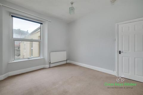 2 bedroom apartment to rent, St. Levan Road, Plymouth PL2