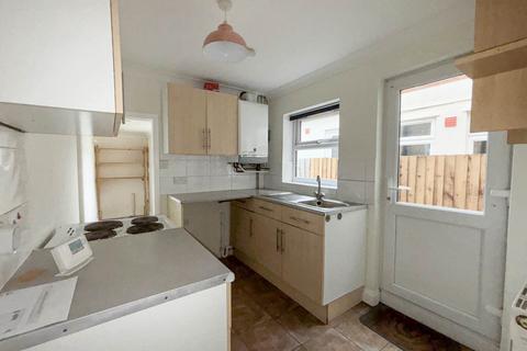 2 bedroom terraced house to rent, Richmond Road, Ipswich