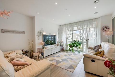 2 bedroom apartment to rent, Perseus Court, Blackwall Reach, London, E14