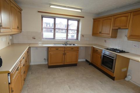 3 bedroom chalet to rent, Granville Gardens, Mildenhall IP28