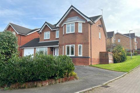 4 bedroom detached house for sale, Chaffinch Close, Congleton