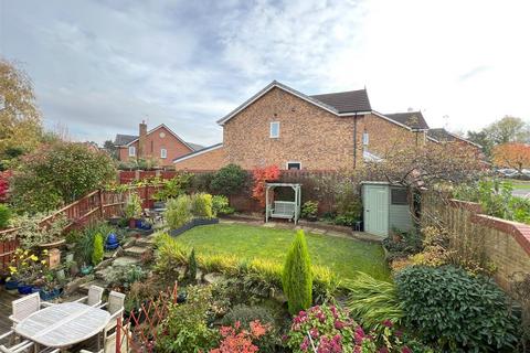 7 Chaffinch Close, Congleton, CW12 3FE