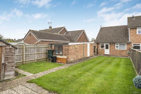 2 bedroom bungalow for sale, Farm Road, Abingdon, OX14