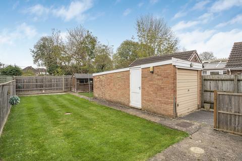 2 bedroom bungalow for sale, Farm Road, Abingdon, OX14