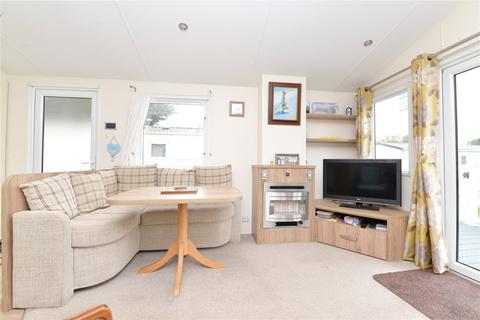 2 bedroom park home for sale, Shorefield Road, Downton, Lymington, Hampshire, SO41