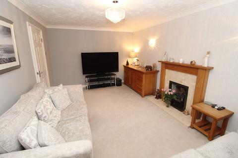 4 bedroom detached house for sale, Foxglove Court, Newport Pagnell