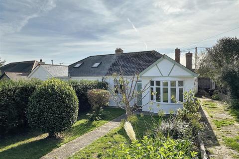 2 bedroom semi-detached bungalow for sale, Tresawls Avenue, Truro