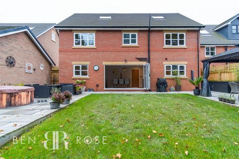 6 bedroom detached house for sale, Bowness Drive, Leyland