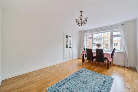 2 bedroom apartment for sale, Grove Road, Surbiton