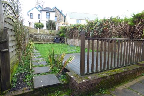 3 bedroom end of terrace house to rent, Dunraven Street, Aberkenfig, Bridgend . CF32 9AS